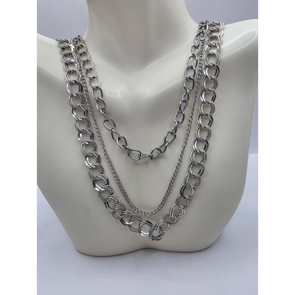 VTG Silvertone Link Chain Multi-layered Statement Necklace 30"